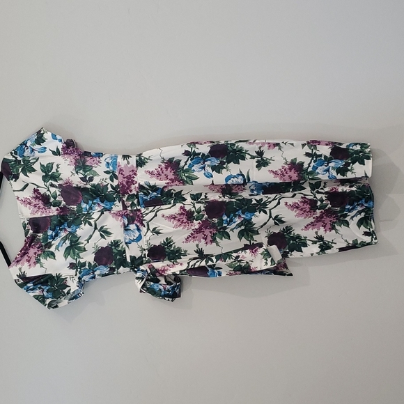 Pinup Couture dress nwt large - Picture 4 of 4